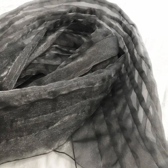 BADGLEY MISCHKA GREY LACED SEQUIN EVENING DRESS - 8 - Picture 9 of 9